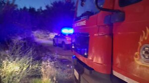 Ηράκλειο: Μεγάλη κινητοποίηση για φωτιά σε αποθήκες εργοστασίου 