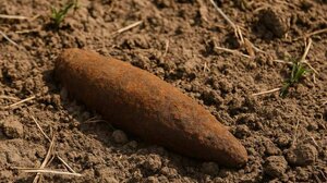 Κουρτέσι: Πολεμικό βλήμα εντοπίστηκε σε χωράφι - Το βρήκε τυχαία αγρότης