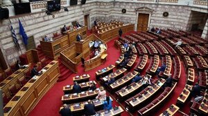 Βουλή: Την Τετάρτη η συζήτηση και ψήφιση επί των τριών προτάσεων για Προανακριτική για Τέμπη