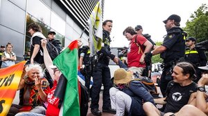 Χάγη: 200 συλλήψεις σε διαδήλωση εναντίον της συνόδου του NATO