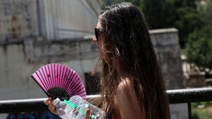 Καιρός: Πού θα δείξει 40°C σήμερα – Η πρόγνωση για τις επόμενες μέρες