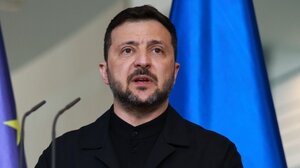 Ζελένσκι: Η Ευρώπη «οφείλει να συμμετάσχει» στις ειρηνευτικές συνομιλίες μεταξύ Κιέβου και Μόσχας