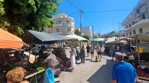 Ξεκίνησε η λειτουργία της Λαϊκής αγοράς στη νέα της θέση «Λαγκός»