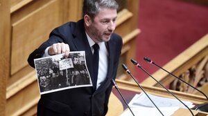 Η φωτογραφία του Σημανδράκου ήταν από το… καρναβάλι!