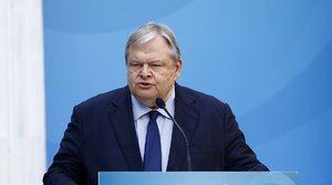 Βενιζέλος κατά κυβέρνησης για ΟΠΕΚΕΠΕ: «Ευτελισμός των θεσμών λόγω κρίσης νομιμοποίησης»