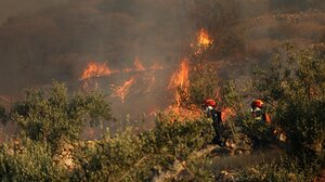 Στο ελληνικό έδαφος πέρασε η φωτιά από την Αλβανία - Εκκενώνονται τα χωριά Κτίσματα και Νεοχώριο Πωγωνίου
