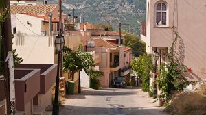 "Ανάπλαση εν μέσω θερινής περιόδου – Όταν ο σχεδιασμός αγνοεί την πραγματικότητα​​​​​​​"