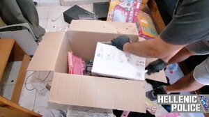Ηράκλειο: οι κούτες με τα παιχνίδια από Αθήνα ήταν «τίγκα» στα ναρκωτικά - Δείτε το εντυπωσιακό βίντεο 
