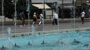 Σαρώνει ο καύσωνας: 43άρια σε όλη τη χώρα - Δείτε τον χάρτη!