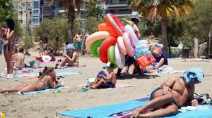 Κορυφώνεται το κύμα καύσωνα - Ως τη Δευτέρα το φαινόμενο, λέει η ΕΜΥ