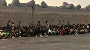 Στο εμπορικό λιμάνι του Ρεθύμνου τελικά οι 442 μετανάστες 