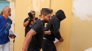 Ωτοστόπ τρόμου: Στη φυλακή ο 21χρονος για το περιστατικό με τις τρεις φοιτήτριες