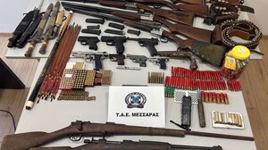 Δύο συλλήψεις για το οπλοστάσιο που "αποκαλύφθηκε" μετά τις μπαλωθιές