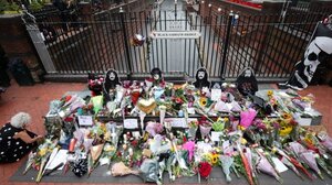 Αναπαύσου εν ειρήνη, Όζι»: Θρήνος στο Μπέρμιγχαμ για τον “πρίγκιπα του σκότους”