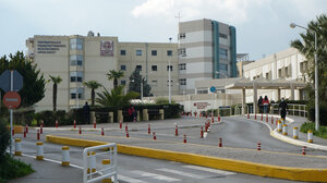 "Σκόρπια" τα αρχεία των ασθενών στο ΠΑΓΝΗ - Χιλιάδες φάκελοι στοιβαγμένοι σε κλινικές, γραφεία και διαδρόμους!