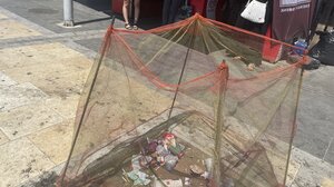 Σκουπίδια πάλι