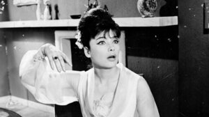 Κωνσταντίνος Καζάκος: Η ανάρτηση για τα 33 χρόνια από τον θάνατο της μητέρας του, Τζένης Καρέζη