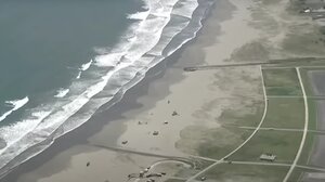 Σοκάρουν τα βίντεο με το τσουνάμι στον Ειρηνικό: Τα πρώτα κύματα χτύπησαν Χαβάη και Αλάσκα