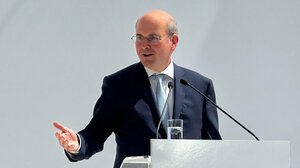 Κ. Χατζηδάκης: Αποφασιστικότητα για αντιμετώπιση της διαφθοράς και μεταρρυθμίσεις