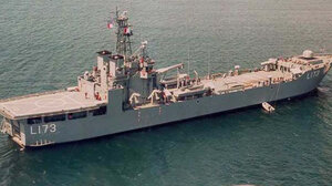 Πολεμικό «ΧΙΟΣ»: άθλιες οι συνθήκες του 35ωρου ταξιδιού μεταφοράς των μεταναστών