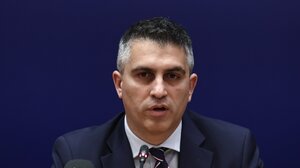 Στο Ηράκλειο ο Χρίστος Δήμας: θα επισκεφθεί το εργοτάξιο του αεροδρομίου Καστελίου