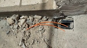 Έσκαψαν τον δρόμο για τις οπτικές ίνες… κι άφησαν τη δουλειά στη μέση!