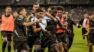 Γκολ- “ζωγραφιά” του Καμαρά έστειλε τον ΠΑΟΚ στα πλέι οφ του Europa League