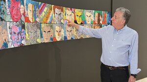 Με 25.000 επισκέπτες "έπεσε" η αυλαία της επιτυχημένης έκθεσης "100 χρόνια Μίκης Θεοδωράκης"