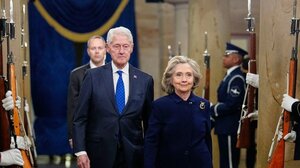 Το ζεύγος Κλίντον καλείται να καταθέσει για την υπόθεση Επστάιν στη Βουλή των Αντιπροσώπων