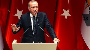 Προκλητικός Ερντογάν στην Ημέρα Νίκης της Τουρκίας: Κάποιοι έχουν ύπουλα σχέδια όπως και πριν έναν αιώνα