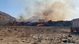 Φωτιά στον ΧΥΤΑ της Νάξου - Βίντεο