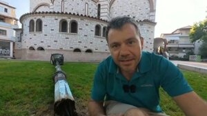 Το epic fail του Ευτύχη Μπλέτσα: Η κολώνα που… δεν άντεξε και έγινε viral - Η δημόσια συγγνώμη του