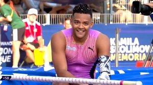 Επέστρεψε στην Ελλάδα ο «ασημένιος» Καραλής 