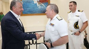 Στην Κρήτη, εν μέσω αυξημένων μεταναστευτικών ροών, ο Αρχηγός του Λιμενικού Σώματος