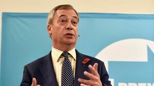 Βρετανία: Ο Φάρατζ θέλει "μαζικές απελάσεις" αιτούντων άσυλο