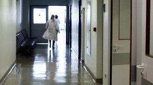 Σε μία κλωστή… το ΕΣΥ: Παραιτήσεις, ελλείψεις προσωπικού και αγώνας για αξιοπρεπείς υπηρεσίες Υγείας