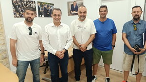 Συνάντηση του Δ.Σ. του «Ανεξάρτητου Πανελλήνιου Συλλόγου Αποφοίτων ΤΕΙ» με τον Μάξιμο Σενετάκη