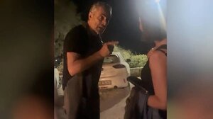 Άγριο επεισόδιο μεταξύ Εβραίων και ιδιοκτήτη ταβέρνας στη Νάξο με αφορμή αυτοκόλλητα υπέρ της Παλαιστίνης