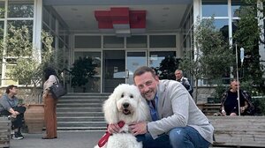 Σκύλοι θεραπείας στο πλευρό των ογκολογικών ασθενών στο νοσοκομείο Μεταξά