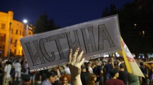 Νέες αντικυβερνητικές διαδηλώσεις και επεισόδια στη Σερβία