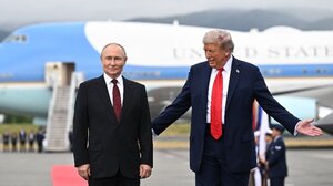 «Πολυλογάς» ο Πούτιν στην Αλάσκα – Μίλησε διπλάσιο χρόνο από τον Τραμπ