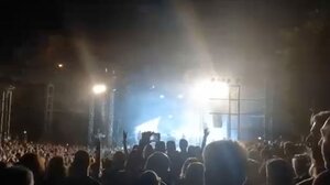 Γέμισε το Κηποθέατρο "Ν. Καζαντζάκης" στη συναυλία του Γιάννη Χαρούλη 