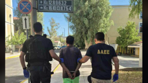 Δικάζεται σήμερα ο 32χρονος για τις σεξουαλικές επιθέσεις στο Αιγάλεω και τον εμπρησμό στον Υμηττό