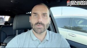 Ο Εντουάρντου Μπολσονάρου αναμένει νέες κυρώσεις των ΗΠΑ στη Βραζιλία 