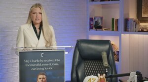 Η χήρα του Τσάρλι Κερκ ορκίζεται ότι η αποστολή του συζύγου της θα συνεχιστεί