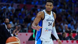 Eυρωμπάσκετ 2025: Παίζουν με την Ισπανία Γιάννης Αντετοκούνμπο και Λαρεντζάκης