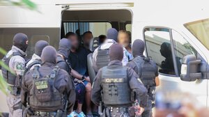 Χανιά: Βγήκαν εντάλματα για τα δύο αδέρφια με το ξενοδοχείο, πήραν προθεσμία να απολογηθούν την Τρίτη