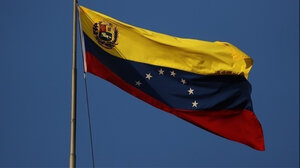 Βενεζουέλα: "Η πατρίδα είναι σε καλά χέρια, μπαμπά", λέει συγκινημένος ο γιος του Μαδούρο