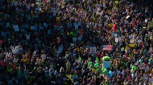 No Kings: Επτά εκατομμύρια Αμερικανοί διαδήλωσαν κατά του Τραμπ - Βίντεο