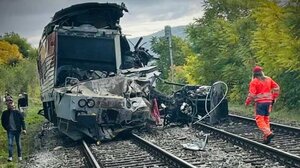 Μετωπική σύγκρουση τρένων στη Σλοβακία – Τουλάχιστον 20 τραυματίες